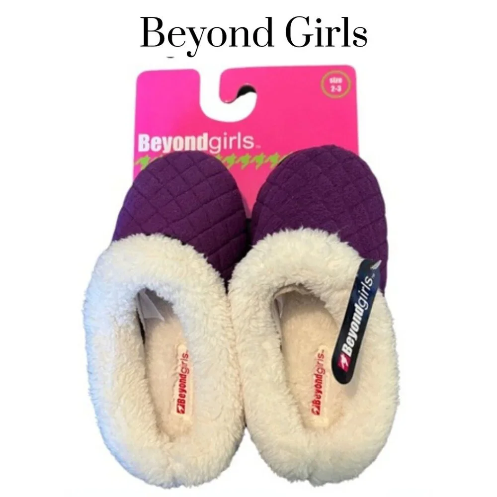 NWT Beyond Girls slip on fuzzy lined hard bottom slippers. Purple and off white